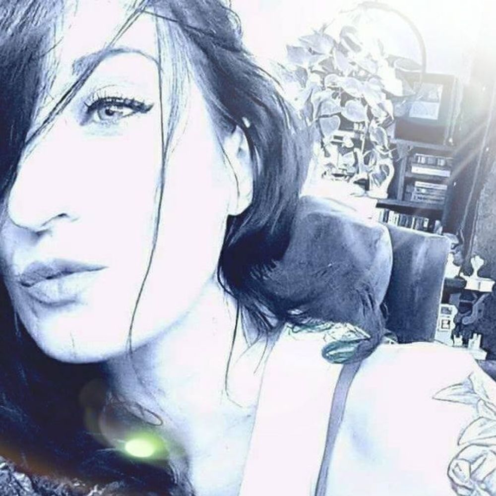 Meet your Posher, Carly